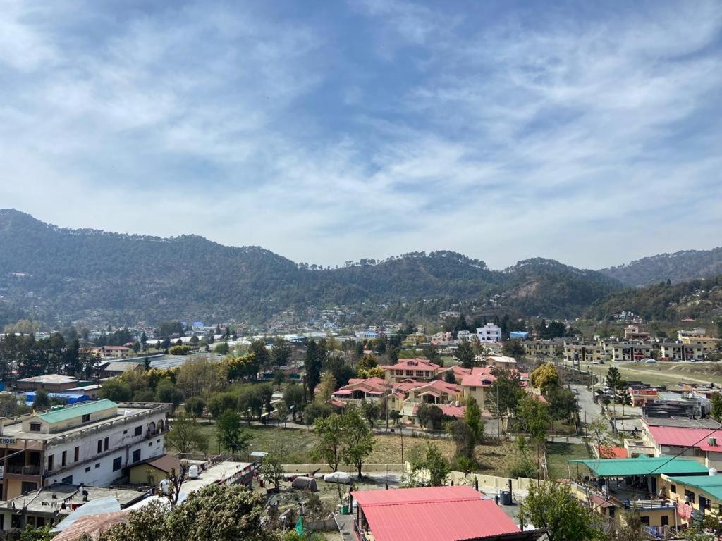 Siddhi Vinayak Hotel And Banquet Bhīm Tāl 外观 照片