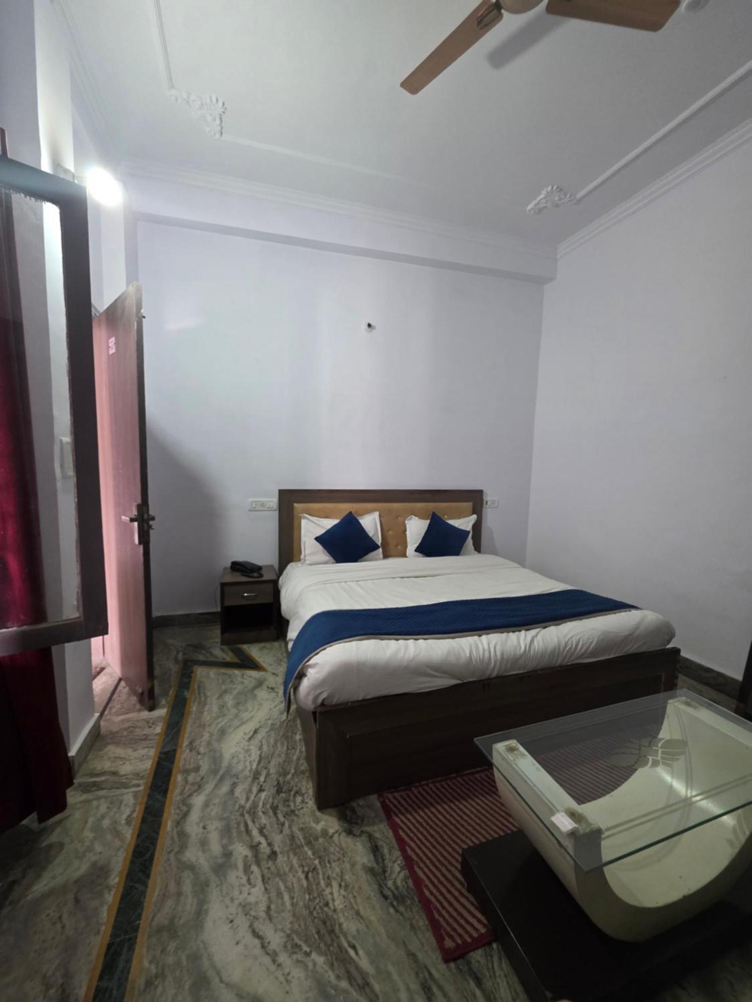 Siddhi Vinayak Hotel And Banquet Bhīm Tāl 外观 照片